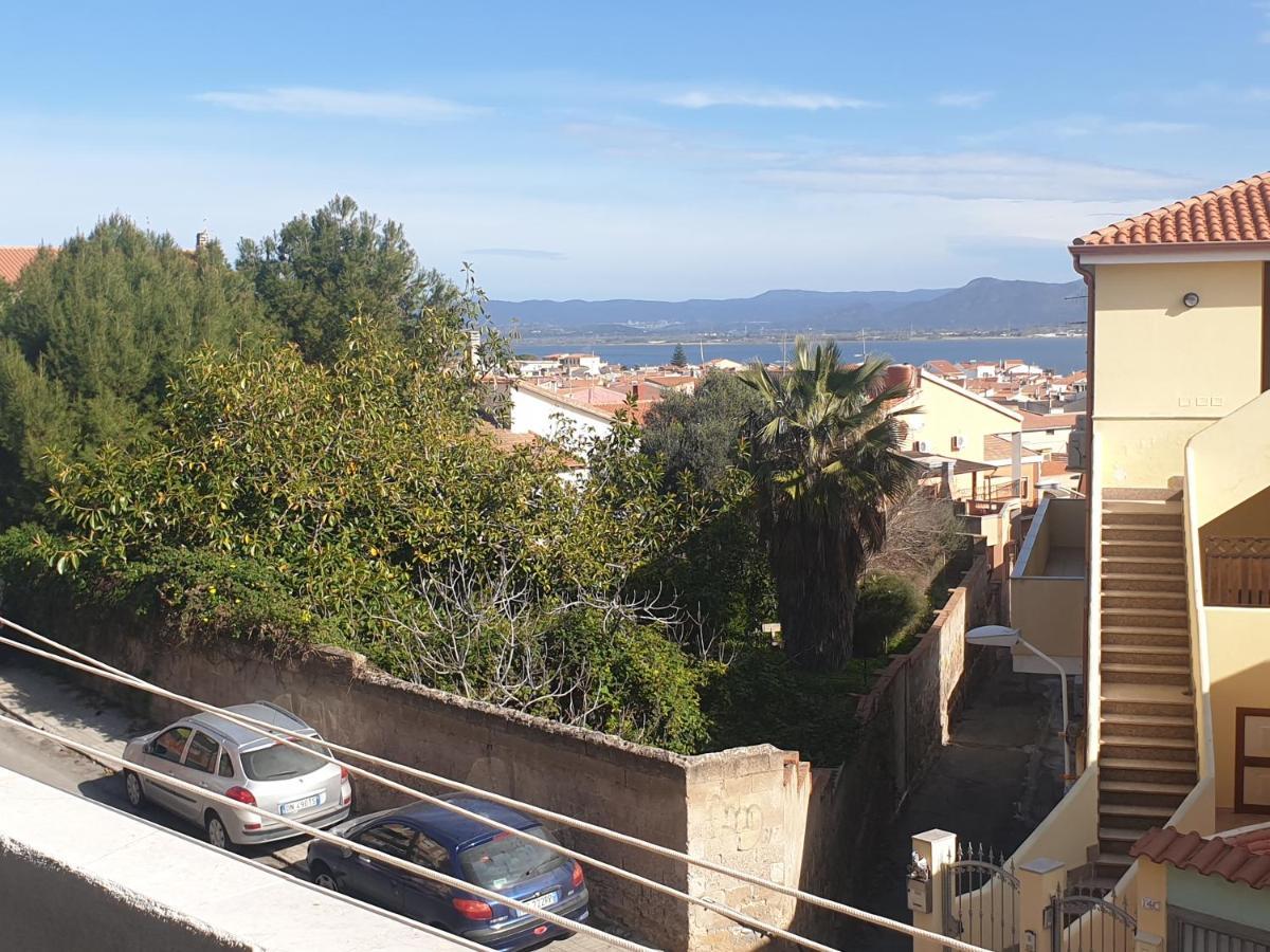 Appartamento In Centro Vista Mare SantʼAntìoco Exterior foto